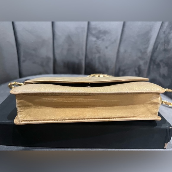 Sold-Chanel caviar timeless CC WOC 24k gold hardware - Picture 8 of 17